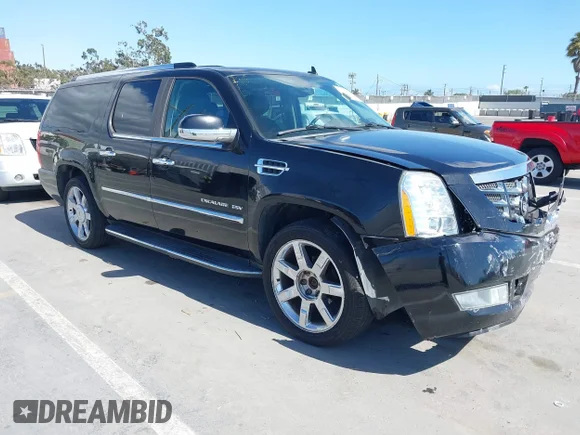 ✅ 2010 Cadillac Escalade ESV Luxury • VIN: 1GYUKHEF3AR177138 • Lot: 42260841. Wystawiony na IAAI z przebiegiem 241 799 mil. Bezpłatny archiwum sprzedaży aukcyjnych z USA i szczegółowy raport historii pojazdu na DreamBid. Zdjęcie 1.