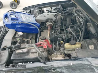 ✅ 2003 Ford Explorer Sport Trac XLS • VIN: 1FMZU67E53UA25646 • Lot: 42841400. Wystawiony na IAAI z przebiegiem 150 181 mil. Bezpłatny archiwum sprzedaży aukcyjnych z USA i szczegółowy raport historii pojazdu na DreamBid. Zdjęcie 12.