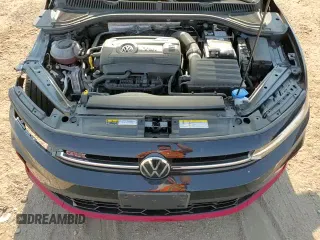 ✅ 2025 Volkswagen Jetta Autobahn • VIN: 3VW2T7BU3SM049120 • Lot: 64521875. Wystawiony na Copart z przebiegiem 7 130 mil. Bezpłatny archiwum sprzedaży aukcyjnych z USA i szczegółowy raport historii pojazdu na DreamBid. Zdjęcie 14.