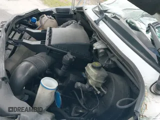 ✅ 2016 Mercedes-Benz Sprinter Cargo EXT • VIN: WD3PE8DD8GP363878 • Lot: 41699155. Wystawiony na IAAI z przebiegiem 176 562 mil. Bezpłatny archiwum sprzedaży aukcyjnych z USA i szczegółowy raport historii pojazdu na DreamBid. Zdjęcie 12.