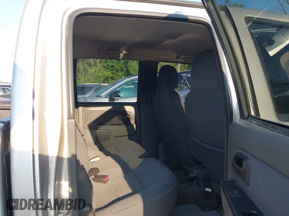 ✅ 2006 Chevrolet Colorado 1LT • VIN: 1GCCS138068315700 • Lot: 42928589. Listed on IAAI with 146,803 mi. Free auction sales archive from the USA and detailed vehicle history report at DreamBid. Image 8.