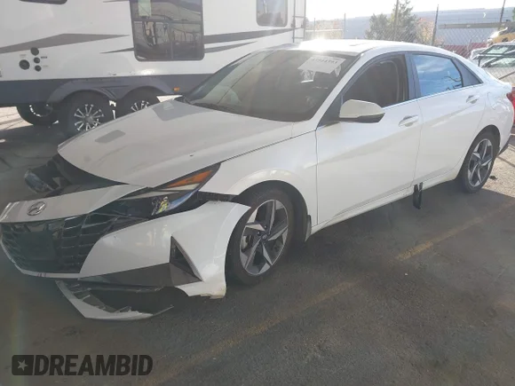 ✅ 2022 Hyundai Elantra SEL • VIN: 5NPLN4AGXNH083755 • Lot: 43944393. Wystawiony na IAAI z przebiegiem 52 701 mil. Bezpłatny archiwum sprzedaży aukcyjnych z USA i szczegółowy raport historii pojazdu na DreamBid. Zdjęcie 2.
