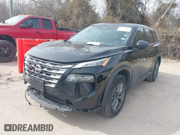 ✅ 2024 Nissan Rogue S • VIN: 5N1BT3AA1RC710203 • Lot: 44351112. Wystawiony na IAAI z przebiegiem 53 154 mil. Bezpłatny archiwum sprzedaży aukcyjnych z USA i szczegółowy raport historii pojazdu na DreamBid. Zdjęcie 2.