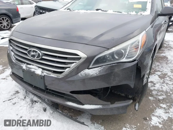 ✅ 2016 Hyundai Sonata SE • VIN: 5NPE24AF8GH310405 • Lot: 44023127. Wystawiony na IAAI z przebiegiem 155 541 mil. Bezpłatny archiwum sprzedaży aukcyjnych z USA i szczegółowy raport historii pojazdu na DreamBid. Zdjęcie 6.