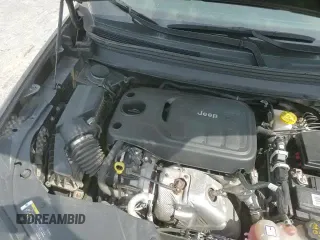 ✅ 2019 Jeep Cherokee Trailhawk Elite • VIN: 1C4PJMBN4KD167985 • Lot: 81288775. Wystawiony na Copart z przebiegiem 93 968 mil. Bezpłatny archiwum sprzedaży aukcyjnych z USA i szczegółowy raport historii pojazdu na DreamBid. Zdjęcie 14.