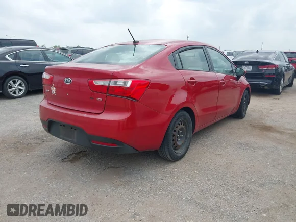 ✅ 2012 Kia Rio LX • VIN: KNADM4A32C6051651 • Lot: 44995160. Wystawiony na IAAI z przebiegiem 88 692 mil. Bezpłatny archiwum sprzedaży aukcyjnych z USA i szczegółowy raport historii pojazdu na DreamBid. Zdjęcie 4.