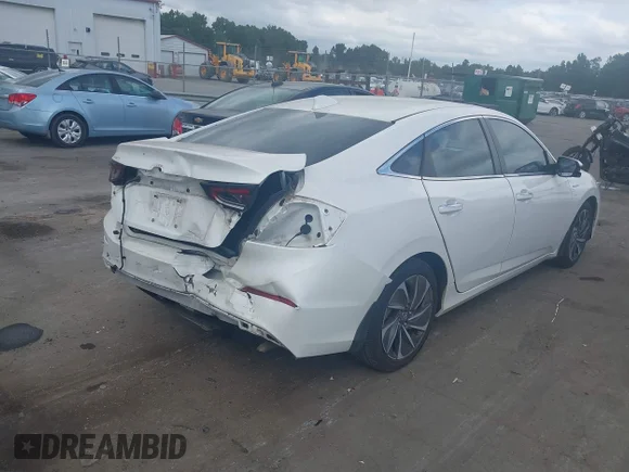 ✅ 2019 Honda Insight Touring • VIN: 19XZE4F91KE007748 • Lot: 40233174. Wystawiony na IAAI z przebiegiem 78 036 mil. Bezpłatny archiwum sprzedaży aukcyjnych z USA i szczegółowy raport historii pojazdu na DreamBid. Zdjęcie 4.