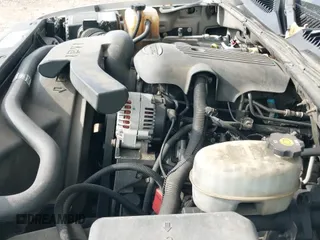 ✅ 2004 GMC Yukon XL SLT • VIN: 3GKEC16Z64G292509 • Lot: 40948787. Wystawiony na IAAI z przebiegiem 143 099 mil. Bezpłatny archiwum sprzedaży aukcyjnych z USA i szczegółowy raport historii pojazdu na DreamBid. Zdjęcie 18.