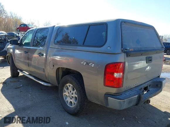 ✅ 2009 Chevrolet Silverado 1500 LT • VIN: 3GCEK23389G108618 • Lot: 43719447. Wystawiony na IAAI z przebiegiem 225 549 mil. Bezpłatny archiwum sprzedaży aukcyjnych z USA i szczegółowy raport historii pojazdu na DreamBid. Zdjęcie 3.