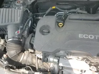 ✅ 2021 Chevrolet Equinox LT • VIN: 3GNAXUEV2ML368045 • Lot: 58804045. Wystawiony na Copart z przebiegiem 47 844 mil. Bezpłatny archiwum sprzedaży aukcyjnych z USA i szczegółowy raport historii pojazdu na DreamBid. Zdjęcie 16.