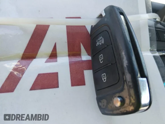 ✅ 2022 Hyundai Kona SE • VIN: KM8K22AB3NU796365 • Lot: 44804856. Wystawiony na IAAI z przebiegiem 41 282 mil. Bezpłatny archiwum sprzedaży aukcyjnych z USA i szczegółowy raport historii pojazdu na DreamBid. Zdjęcie 11.