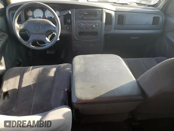 ✅ 2003 Dodge 1500 ST • VIN: 1D7HA18N33S253561 • Лот: 72737084. Опубліковано раніше на Copart з пробігом 185 026 миль. Безкоштовний доступ до архіву аукціонних продажів зі США та докладний звіт про історію автомобіля на DreamBid. Зображення 8.