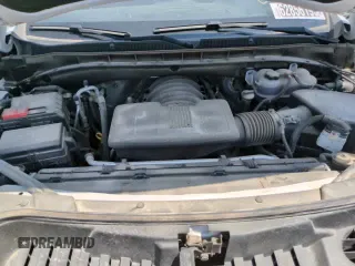 2024 Chevrolet Tahoe LT z VIN 1GNSKNKD5RR135779, wystawiony jako Copart lot #62856195 z przebiegiem 36 345 mil mil oraz Nie do naprawy • Non repairable. Historia ofert i sprzedaży dostępna na DreamBid. Obrazek 15.