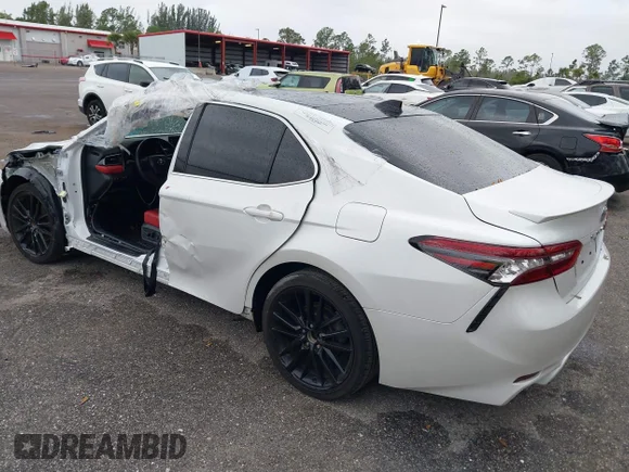 ✅ 2021 Toyota Camry XSE • VIN: 4T1K61AKXMU568974 • Lot: 40460932. Wystawiony na IAAI z przebiegiem 37 868 mil. Bezpłatny archiwum sprzedaży aukcyjnych z USA i szczegółowy raport historii pojazdu na DreamBid. Zdjęcie 3.