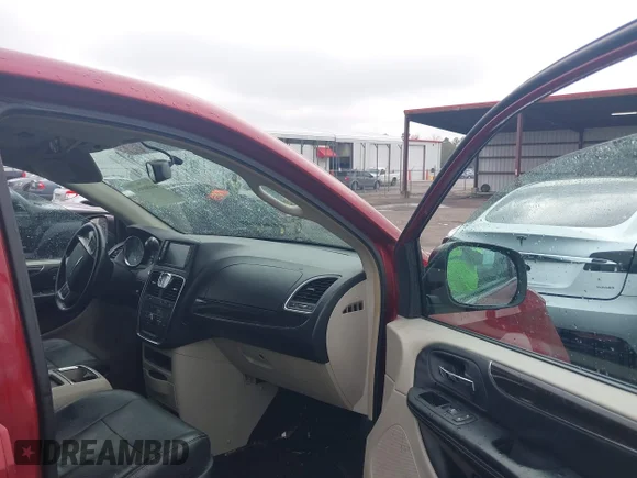 ✅ 2016 Chrysler Town & Country Touring • VIN: 2C4RC1BG2GR213952 • Lot: 44099951. Listed on IAAI with Not provided. Free auction sales archive from the USA and detailed vehicle history report at DreamBid. Image 5.