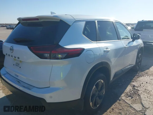 ✅ 2025 Nissan Rogue SV • VIN: JN8BT3BAXSW006173 • Lot: 44178524. Wystawiony na IAAI z przebiegiem 22 296 mil. Bezpłatny archiwum sprzedaży aukcyjnych z USA i szczegółowy raport historii pojazdu na DreamBid. Zdjęcie 4.