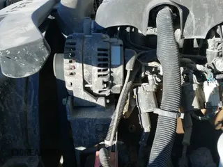 ✅ 2001 GMC Yukon SLT • VIN: 1GKEK13T11R164029 • Lot: 41518776. Listed on IAAI with 329,836 mi. Free auction sales archive from the USA and detailed vehicle history report at DreamBid. Image 12.