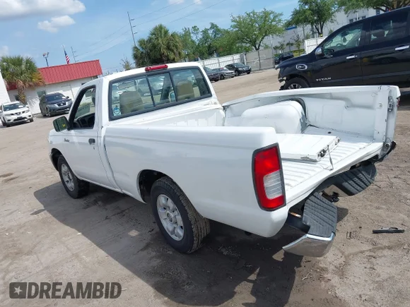 ✅ 1999 Nissan Frontier XE • VIN: 1N6DD21S0XC306767 • Lot: 41920584. Wystawiony na IAAI z przebiegiem Nie podano. Bezpłatny archiwum sprzedaży aukcyjnych z USA i szczegółowy raport historii pojazdu na DreamBid. Zdjęcie 3.