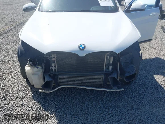 ✅ 2018 BMW X1 xDrive28i • VIN: WBXHT3C38J5L27142 • Лот: 42461129. Опубликован ранее на IAAI с пробегом 119 358 миль. Бесплатный доступ к архиву аукционных продаж из США и подробный отчёт об истории автомобиля на DreamBid. Изображение 6.