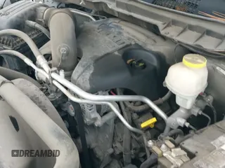 ✅ 2019 Ram 1500 SLT • VIN: 1C6RR6TT4KS693885 • Lot: 42651535. Wystawiony na IAAI z przebiegiem 85 438 mil. Bezpłatny archiwum sprzedaży aukcyjnych z USA i szczegółowy raport historii pojazdu na DreamBid. Zdjęcie 19.