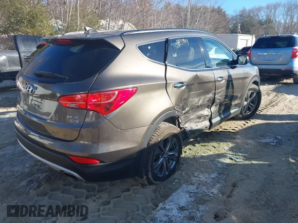 ✅ 2014 Hyundai Santa Fe • VIN: 5XYZUDLB2EG215798 • Lot: 44379114. Wystawiony na IAAI z przebiegiem 157 492 mil. Bezpłatny archiwum sprzedaży aukcyjnych z USA i szczegółowy raport historii pojazdu na DreamBid. Zdjęcie 4.