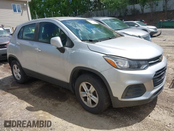 ✅ 2018 Chevrolet Trax LS • VIN: KL7CJNSB7JB625052 • Лот: 45244062. Опубликован ранее на IAAI с пробегом 106 333 миль. Бесплатный доступ к архиву аукционных продаж из США и подробный отчёт об истории автомобиля на DreamBid. Изображение 1.