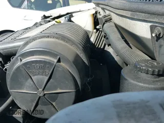 ✅ 2006 GMC Savana Cargo • VIN: 1GTGG25V661223463 • Lot: 43257909. Listed on IAAI with 251,378 mi. Free auction sales archive from the USA and detailed vehicle history report at DreamBid. Image 13.