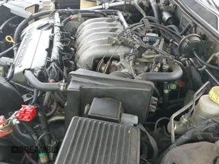 ✅ 1999 Infiniti I30 • VIN: JNKCA21A7XT762018 • Lot: 41146376. Wystawiony na IAAI z przebiegiem 315 351 mil. Bezpłatny archiwum sprzedaży aukcyjnych z USA i szczegółowy raport historii pojazdu na DreamBid. Zdjęcie 12.