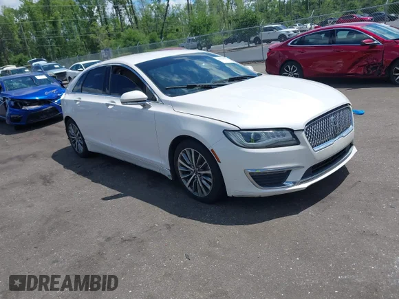 ✅ 2017 Lincoln MKZ Hybrid Select • VIN: 3LN6L5LUXHR600982 • Lot: 42266287. Wystawiony na IAAI z przebiegiem 201 450 mil. Bezpłatny archiwum sprzedaży aukcyjnych z USA i szczegółowy raport historii pojazdu na DreamBid. Zdjęcie 1.