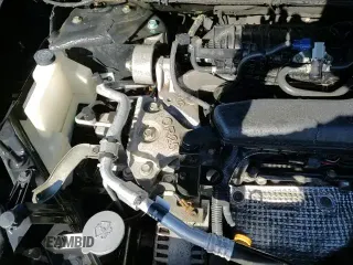 ✅ 2018 Nissan Rogue S • VIN: 5N1AT2MV8JC733776 • Lot: 89653905. Wystawiony na Copart z przebiegiem 149 204 mil. Bezpłatny archiwum sprzedaży aukcyjnych z USA i szczegółowy raport historii pojazdu na DreamBid. Zdjęcie 17.