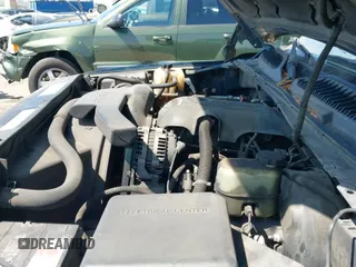 ✅ 2001 Chevrolet Suburban LS • VIN: 3GNEC16TX1G209576 • Лот: 43225664. Опубликован ранее на IAAI с пробегом Не указан. Бесплатный доступ к архиву аукционных продаж из США и подробный отчёт об истории автомобиля на DreamBid. Изображение 11.