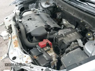 ✅ 2016 Mitsubishi Outlander ES • VIN: JA4AR3AW3GZ054486 • Lot: 41733224. Listed on IAAI with 101,789 mi. Free auction sales archive from the USA and detailed vehicle history report at DreamBid. Image 13.