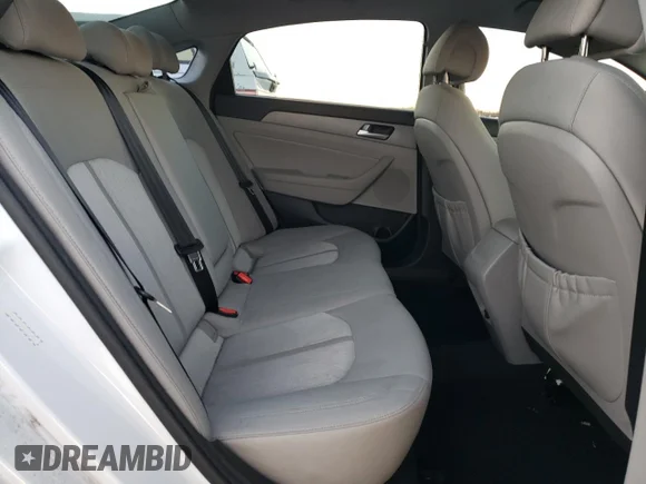 ✅ 2016 Hyundai Sonata SE • VIN: KMHE24L10GA014895 • Lot: 72613852. Wystawiony na Copart z przebiegiem 69 811 mil. Bezpłatny archiwum sprzedaży aukcyjnych z USA i szczegółowy raport historii pojazdu na DreamBid. Zdjęcie 10.