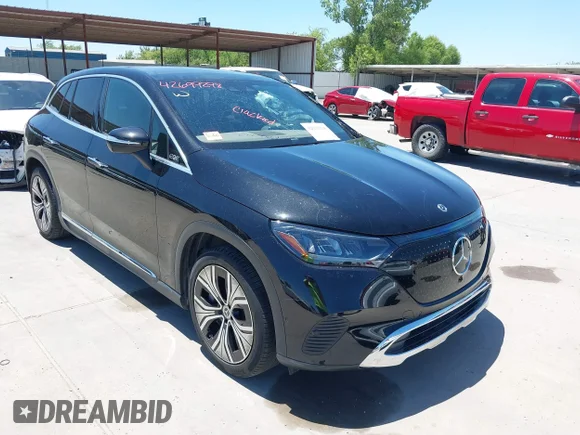 ✅ 2023 Mercedes-Benz EQE 350+ • VIN: 4JGGM2BB6PA011159 • Lot: 42699298. Wystawiony na IAAI z przebiegiem 20 859 mil. Bezpłatny archiwum sprzedaży aukcyjnych z USA i szczegółowy raport historii pojazdu na DreamBid. Zdjęcie 1.