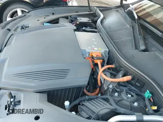 ✅ 2024 Audi Q8 e-tron Premium Plus • VIN: WA15AAGE2RB033698 • Лот: 42490274. Опубликован ранее на IAAI с пробегом 15 787 миль. Бесплатный доступ к архиву аукционных продаж из США и подробный отчёт об истории автомобиля на DreamBid. Изображение 19.