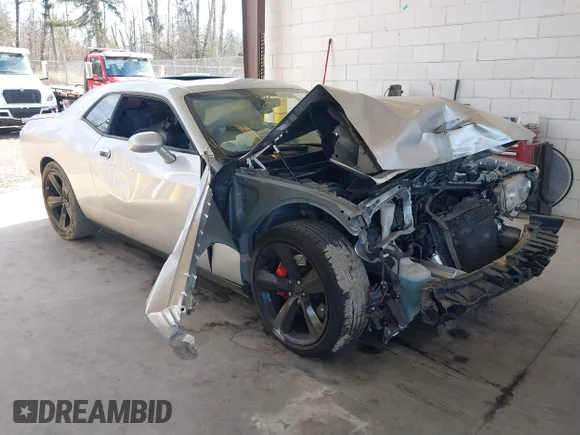 ✅ 2009 Dodge Challenger SRT-8 • VIN: 2B3LJ74W59H579918 • Lot: 41699280. Wystawiony na IAAI z przebiegiem Nie podano. Bezpłatny archiwum sprzedaży aukcyjnych z USA i szczegółowy raport historii pojazdu na DreamBid. Zdjęcie 1.