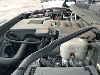 ✅ 2019 Cadillac Escalade Luxury • VIN: 1GYS3BKJ7KR342801 • Lot: 42147145. Listed on IAAI with 87,250 mi. Free auction sales archive from the USA and detailed vehicle history report at DreamBid. Image 19.