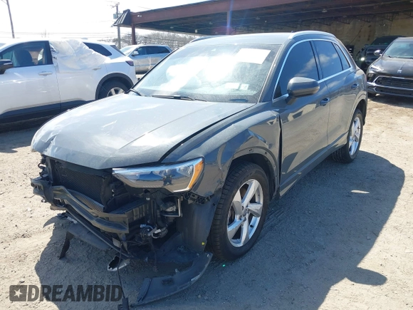 ✅ 2020 Audi Q3 Premium • VIN: WA1AECF39L1021379 • Lot: 44819286. Wystawiony na IAAI z przebiegiem 72 179 mil. Bezpłatny archiwum sprzedaży aukcyjnych z USA i szczegółowy raport historii pojazdu na DreamBid. Zdjęcie 6.