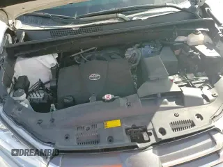 ✅ 2019 Toyota Highlander LE • VIN: 5TDZZRFH0KS301074 • Lot: 92884395. Listed on Copart with 61,334 mi. Free auction sales archive from the USA and detailed vehicle history report at DreamBid. Image 14.