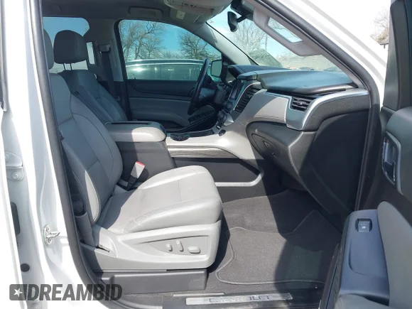 ✅ 2020 Chevrolet Suburban LT • VIN: 1GNSKHKC4LR179191 • Lot: 44543942. Wystawiony na IAAI z przebiegiem 163 651 mil. Bezpłatny archiwum sprzedaży aukcyjnych z USA i szczegółowy raport historii pojazdu na DreamBid. Zdjęcie 5.