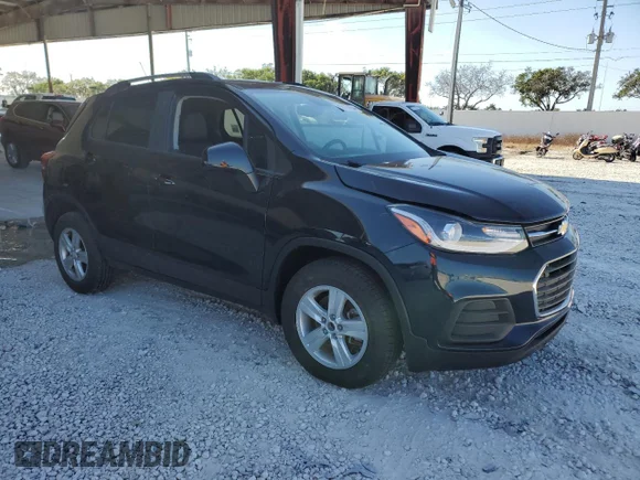 ✅ 2022 Chevrolet Trax LT • VIN: KL7CJPSM9NB541334 • Лот: 84169854. Опубликован ранее на Copart с пробегом 31 563 миль. Бесплатный доступ к архиву аукционных продаж из США и подробный отчёт об истории автомобиля на DreamBid. Изображение 4.