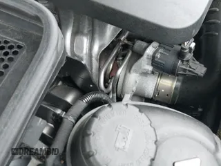 ✅ 2019 Mercedes-Benz C 300 • VIN: 55SWF8EBXKU318356 • Lot: 38609115. Wystawiony na IAAI z przebiegiem 47 860 mil. Bezpłatny archiwum sprzedaży aukcyjnych z USA i szczegółowy raport historii pojazdu na DreamBid. Zdjęcie 20.