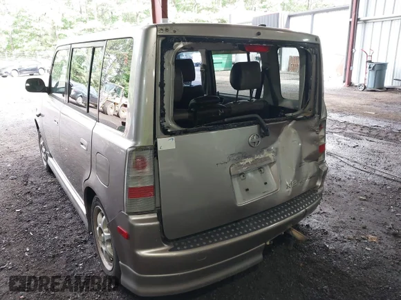 ✅ 2005 Scion xB • VIN: JTLKT324950174548 • Lot: 45184370. Wystawiony na IAAI z przebiegiem 308 919 mil. Bezpłatny archiwum sprzedaży aukcyjnych z USA i szczegółowy raport historii pojazdu na DreamBid. Zdjęcie 3.