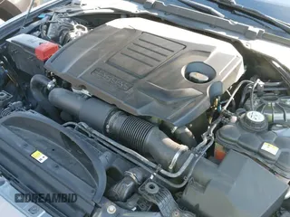 ✅ 2018 Jaguar XE 25t Premium • VIN: SAJAJ4FX8JCP34707 • Lot: 41256263. Wystawiony na IAAI z przebiegiem 81 932 mil. Bezpłatny archiwum sprzedaży aukcyjnych z USA i szczegółowy raport historii pojazdu na DreamBid. Zdjęcie 20.