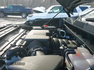 ✅ 2025 Chevrolet Silverado 1500 • VIN: 1GCUKJED2SZ162191 • Лот: 41652833. Опубликован ранее на IAAI с пробегом 2 837 миль. Бесплатный доступ к архиву аукционных продаж из США и подробный отчёт об истории автомобиля на DreamBid. Изображение 19.