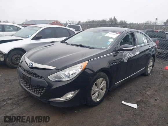 ✅ 2015 Hyundai Sonata Limited • VIN: KMHEC4A42FA137896 • Lot: 44518417. Wystawiony na IAAI z przebiegiem 197 680 mil. Bezpłatny archiwum sprzedaży aukcyjnych z USA i szczegółowy raport historii pojazdu na DreamBid. Zdjęcie 2.