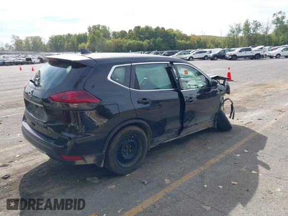 ✅ 2018 Nissan Rogue S • VIN: 5N1AT2MTXJC795081 • Lot: 43354891. Wystawiony na IAAI z przebiegiem Nie podano. Bezpłatny archiwum sprzedaży aukcyjnych z USA i szczegółowy raport historii pojazdu na DreamBid. Zdjęcie 4.