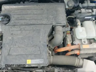 ✅ 2017 Hyundai Ioniq Blue • VIN: KMHC65LC1HU022166 • Lot: 41685588. Wystawiony na IAAI z przebiegiem 142 820 mil. Bezpłatny archiwum sprzedaży aukcyjnych z USA i szczegółowy raport historii pojazdu na DreamBid. Zdjęcie 20.