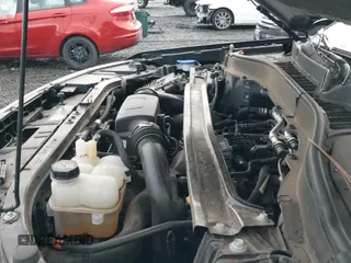 ✅ 2021 Ford Explorer ST • VIN: 1FM5K8GC5MGA17190 • Lot: 41935751. Wystawiony na IAAI z przebiegiem 72 143 mil. Bezpłatny archiwum sprzedaży aukcyjnych z USA i szczegółowy raport historii pojazdu na DreamBid. Zdjęcie 19.