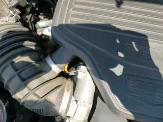 ✅ 2018 Cadillac XT5 Premium Luxury FWD • VIN: 1GYKNERS8JZ128585 • Лот: 70470115. Опубликован ранее на Copart с пробегом 62 237 миль. Бесплатный доступ к архиву аукционных продаж из США и подробный отчёт об истории автомобиля на DreamBid. Изображение 16.